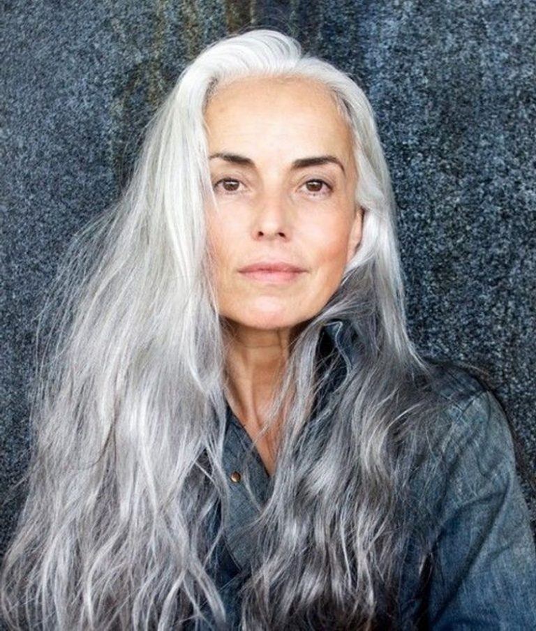 Yasmina Rossi : the secrets of the amazing 63 years old model